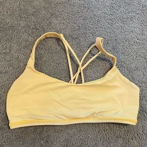 Lululemon free to be bra